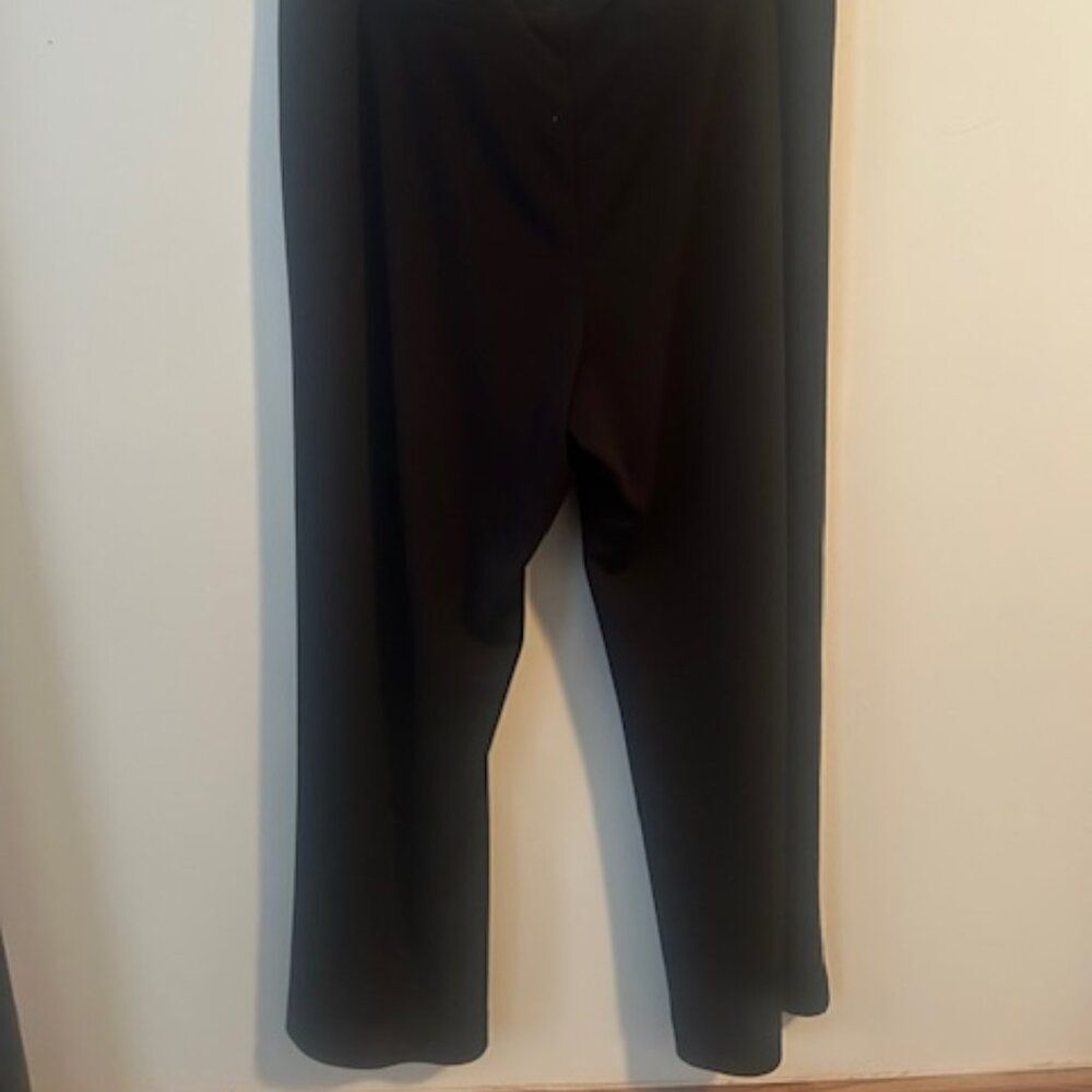 Dana Buchman Black pull-on ankle pants, size XL - Picture 2 of 5